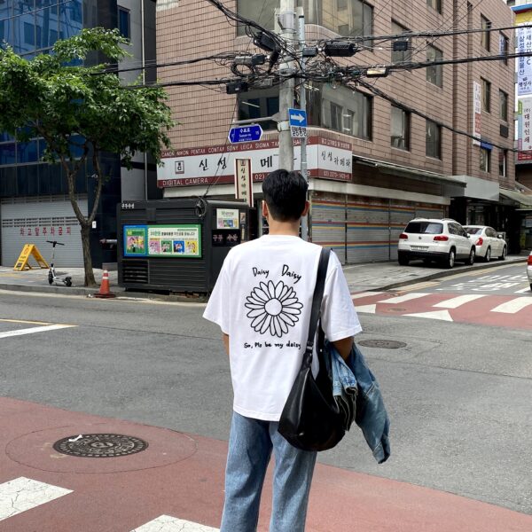 DAISY - T-Shirt - Image 5